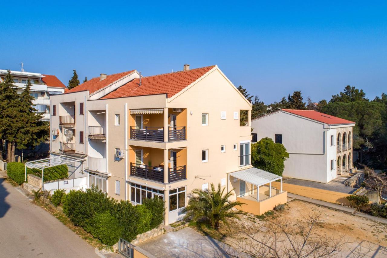 Apartman Michael / Novalja / Zrce Exterior photo